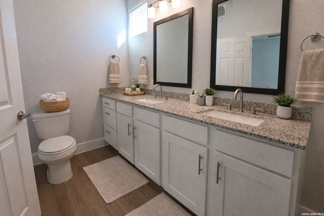 330 E Carson St Apt 3103, San Antonio, TX 78208