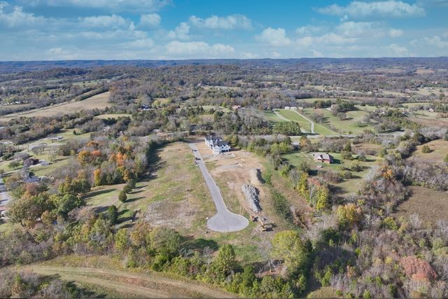 1028 Tiane Trl, Gallatin, TN 37066