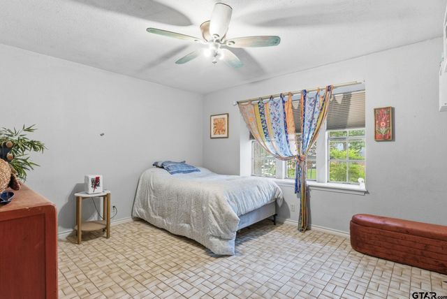 2225 Tweed Ct., Tyler, TX 75703