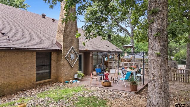2225 Tweed Ct., Tyler, TX 75703