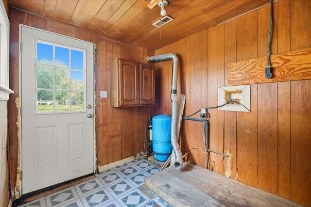 5366 Granville Road, Mount Vernon, OH 43050