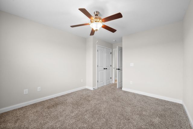 668 Crestone Ct, Clarksville, TN 37042