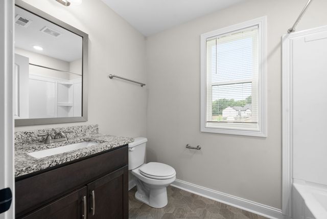 668 Crestone Ct, Clarksville, TN 37042