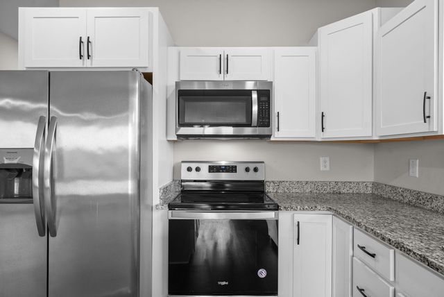 668 Crestone Ct, Clarksville, TN 37042