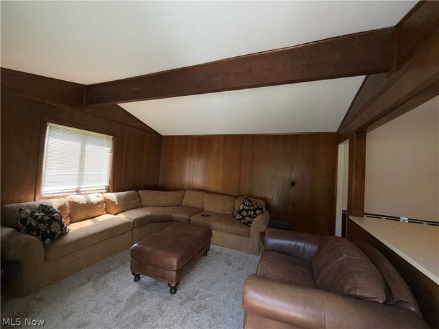 4614 Telhurst Road, South Euclid, OH 44121