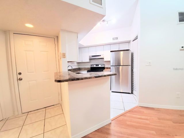 1948 LAKE ATRIUMS CIRCLE 136, Orlando, FL 32839