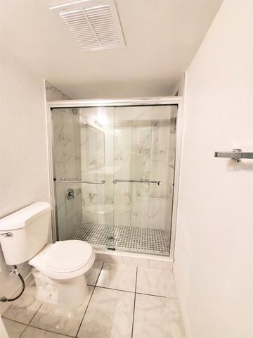 1948 LAKE ATRIUMS CIRCLE 136, Orlando, FL 32839