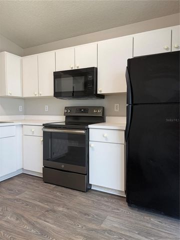 28510 SEASHELL COURT, Wesley Chapel, FL 33545