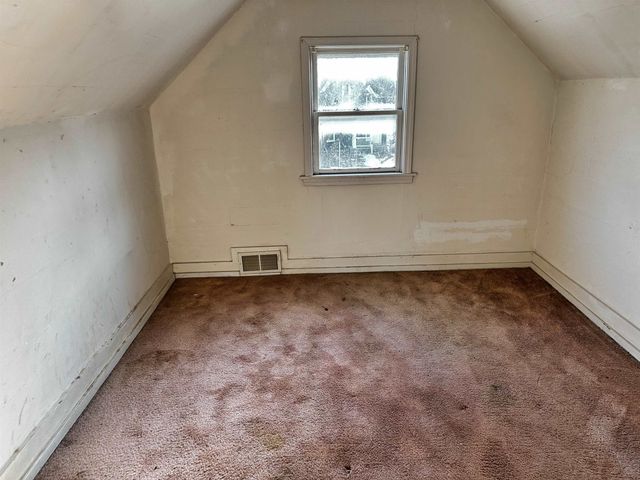 921 Washington Street, Traverse City, MI 49686