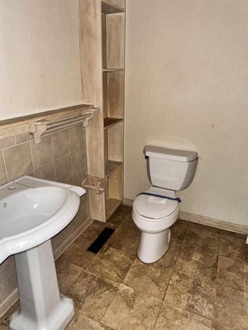 921 Washington Street, Traverse City, MI 49686