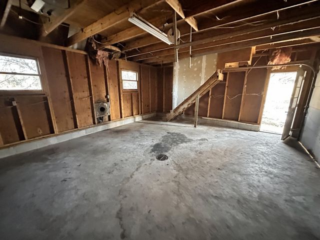 921 Washington Street, Traverse City, MI 49686