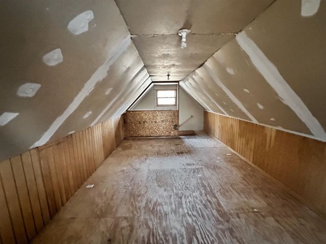 921 Washington Street, Traverse City, MI 49686