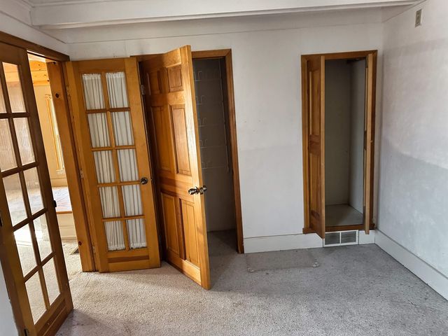 921 Washington Street, Traverse City, MI 49686