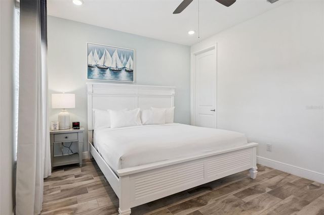 2916 ON THE ROCKS POINT, Kissimmee, FL 34747