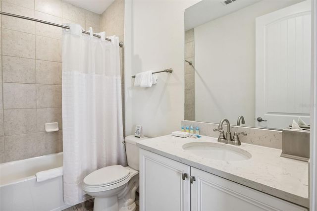 2916 ON THE ROCKS POINT, Kissimmee, FL 34747