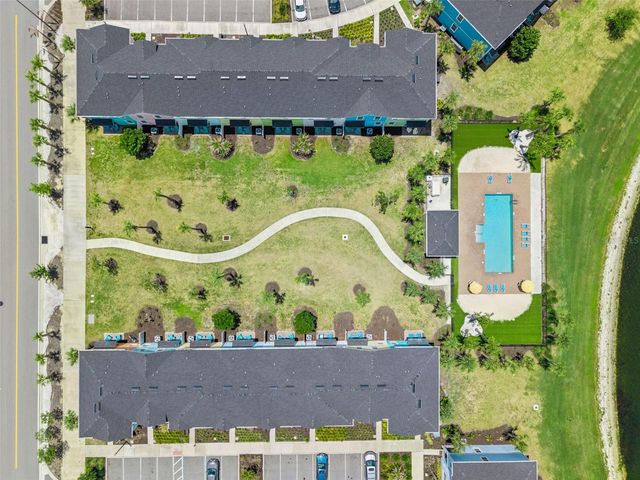 2916 ON THE ROCKS POINT, Kissimmee, FL 34747