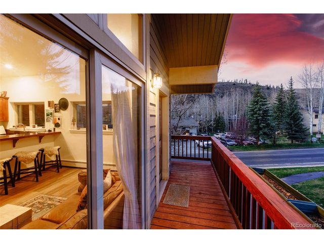 2782 Kinnikinnick Rd 9B, Vail, CO 81657