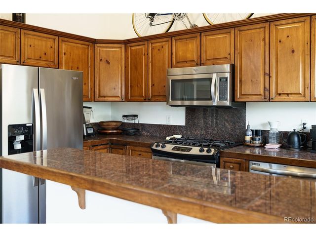 2782 Kinnikinnick Rd 9B, Vail, CO 81657