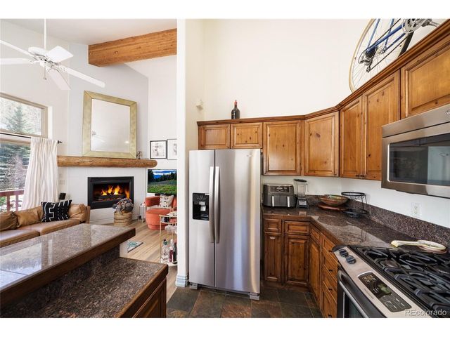 2782 Kinnikinnick Rd 9B, Vail, CO 81657