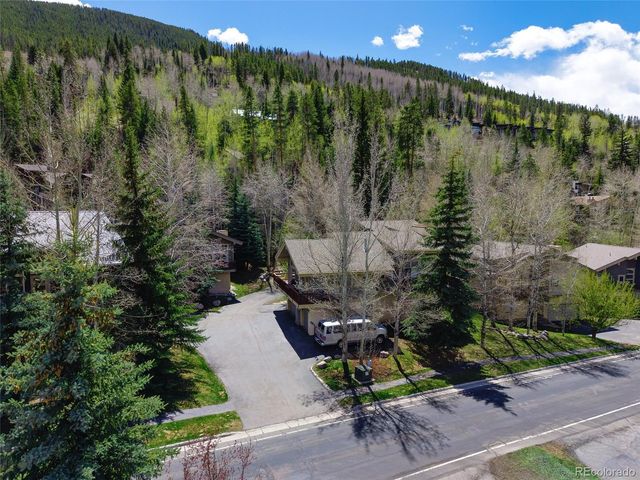 2782 Kinnikinnick Rd 9B, Vail, CO 81657