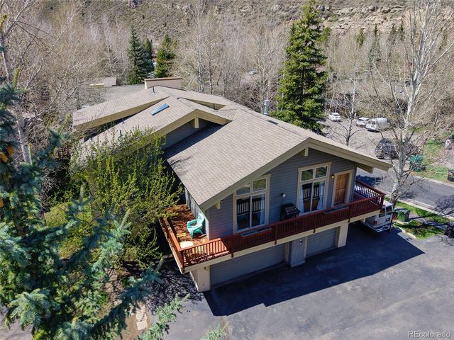 2782 Kinnikinnick Rd 9B, Vail, CO 81657