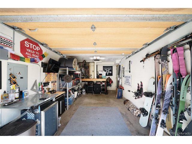 2782 Kinnikinnick Rd 9B, Vail, CO 81657