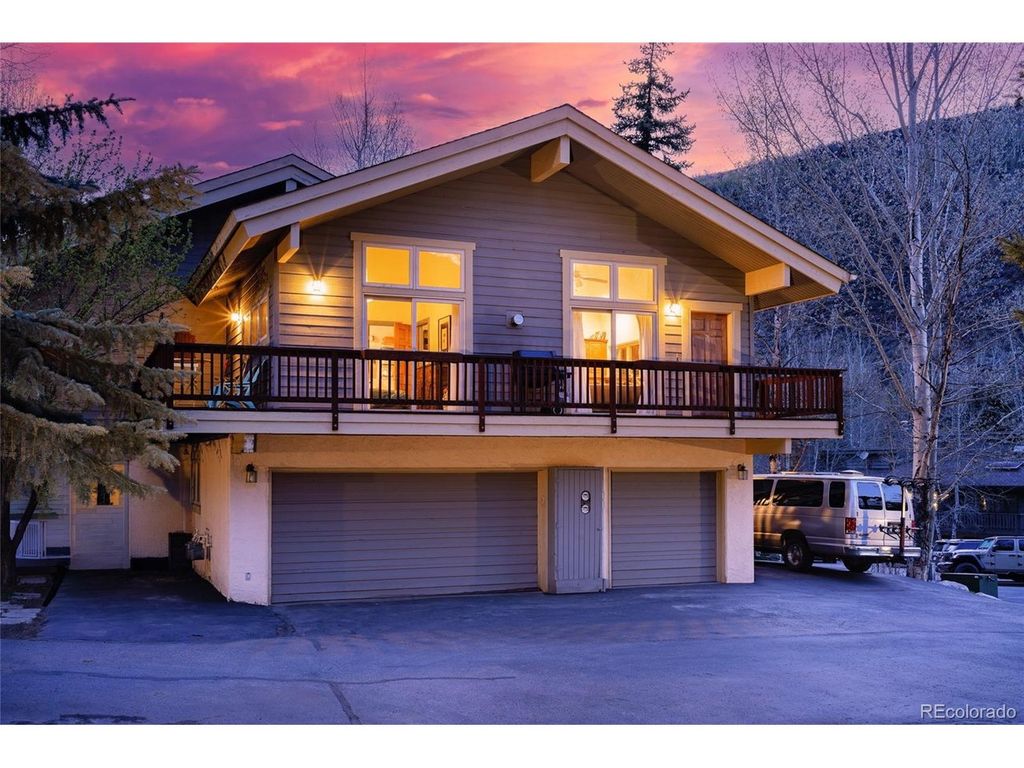 2782 Kinnikinnick Rd 9B, Vail, CO 81657
