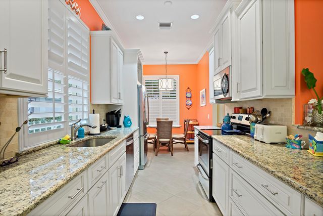 5058 SE Inkwood Way, Hobe Sound, FL 33455