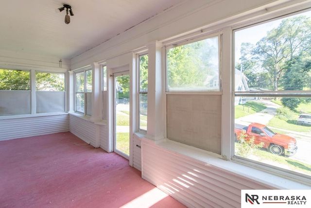 4279 Wirt Street, Omaha, NE 68111