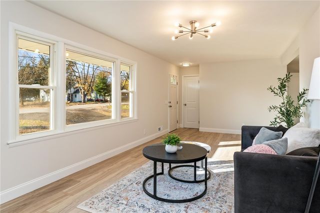 154 Westside Drive, Gates, NY 14624