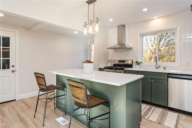 154 Westside Drive, Gates, NY 14624