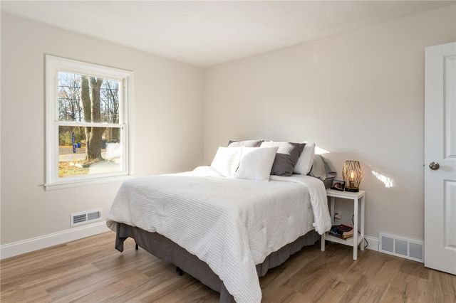 154 Westside Drive, Gates, NY 14624