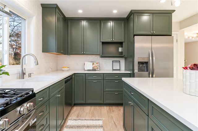 154 Westside Drive, Gates, NY 14624