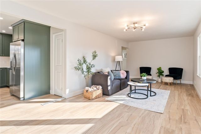 154 Westside Drive, Gates, NY 14624