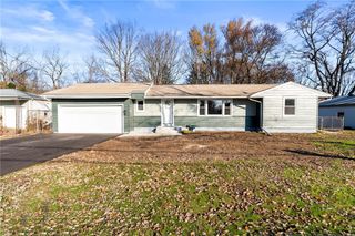 154 Westside Drive, Gates, NY 14624