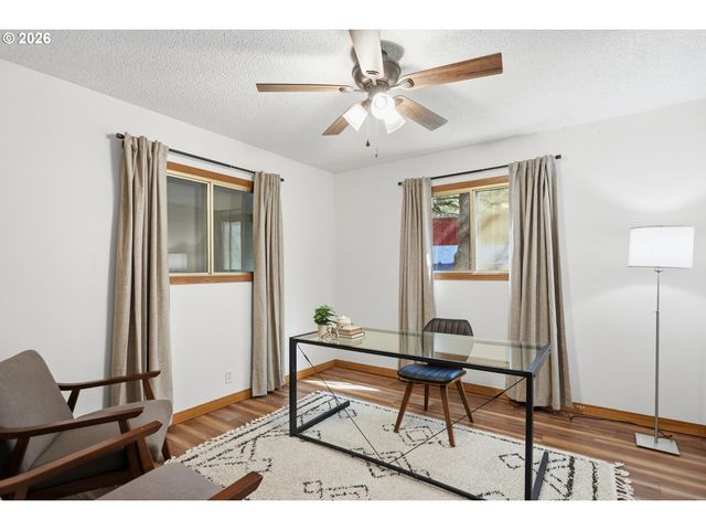 392 BAKER Rd, Stevenson, WA 98648