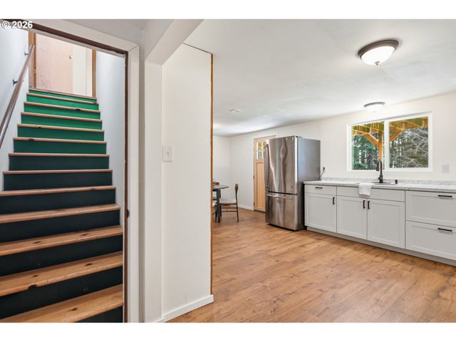 392 BAKER Rd, Stevenson, WA 98648