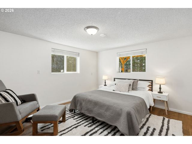 392 BAKER Rd, Stevenson, WA 98648