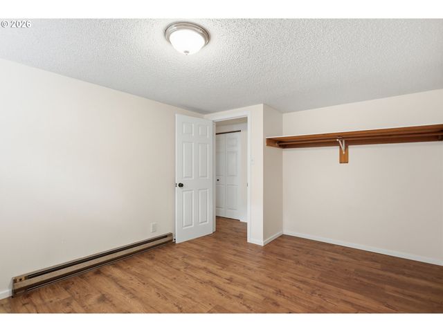 392 BAKER Rd, Stevenson, WA 98648