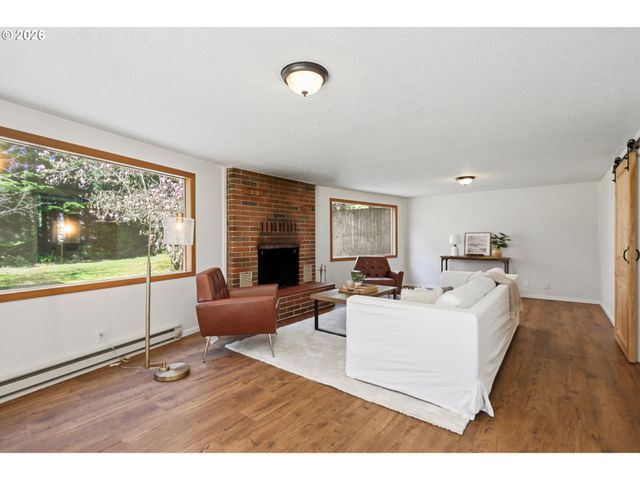 392 BAKER Rd, Stevenson, WA 98648