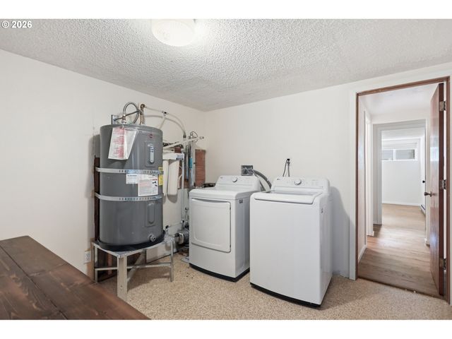 392 BAKER Rd, Stevenson, WA 98648