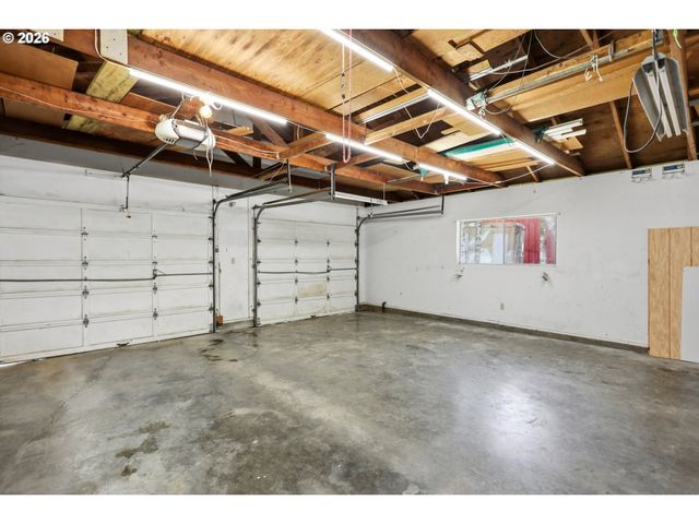 392 BAKER Rd, Stevenson, WA 98648