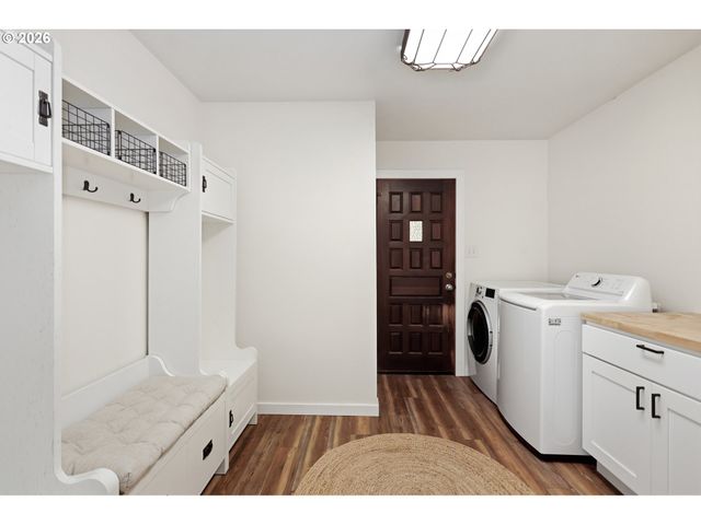 392 BAKER Rd, Stevenson, WA 98648