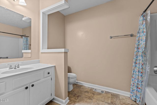 6982 Melbourne Drive, Fayetteville, NC 28314