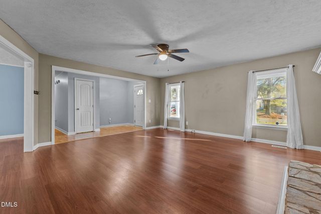 6982 Melbourne Drive, Fayetteville, NC 28314