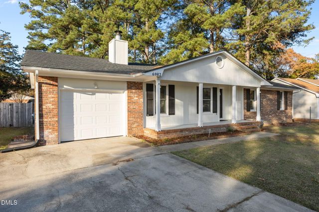 6982 Melbourne Drive, Fayetteville, NC 28314