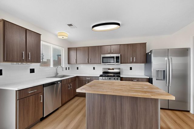9508 Valle Caldera Road SW, Albuquerque, NM 87121