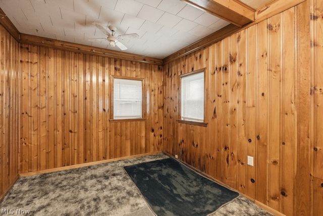 121 Meadowridge Road, Mogadore, OH 44260