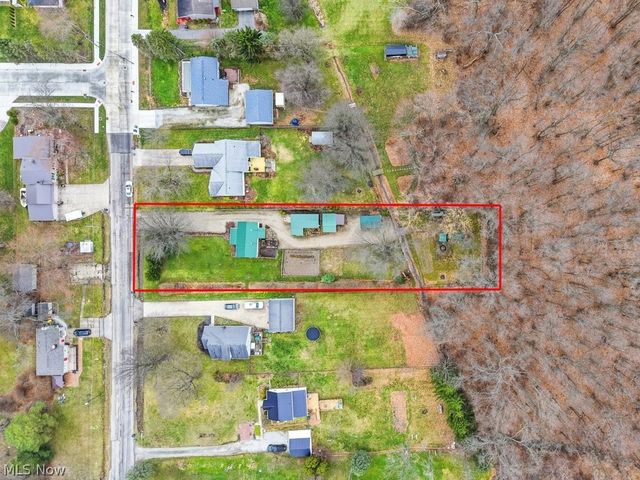 121 Meadowridge Road, Mogadore, OH 44260