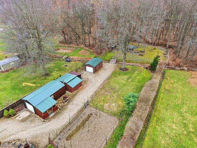 121 Meadowridge Road, Mogadore, OH 44260